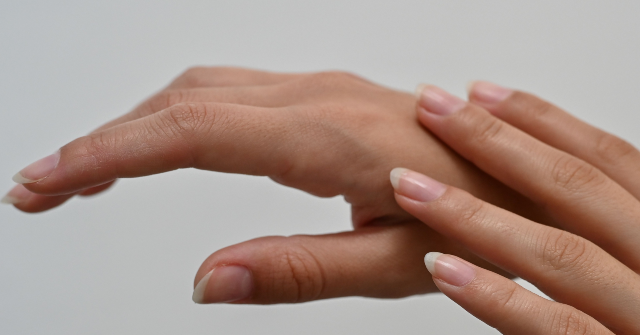 nolte:-backlash-forces-bbc-to-remove-article-claiming-‘bare-nails’-are-racist