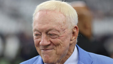 jerry-jones-blames-cowboys-coaching-staff-for-week-3-loss-to-ravens