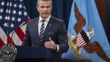 another-pentagon-shakeup:-hegseth-to-make-major-cuts-to-military’s-generals-and-admirals