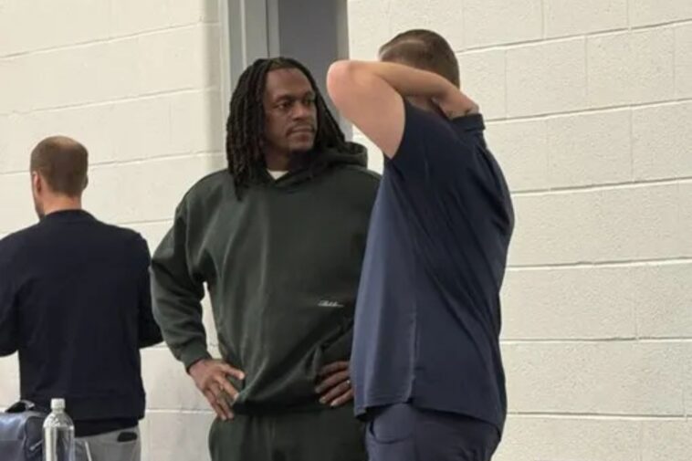 new-jalen-brunson-pal-rajon-rondo-visits-knicks-practice