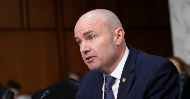 gop-sen.-mike-lee-blocks-bill-that-would-stop-president-trump-from-demolishing-collapsing-kennedy-center