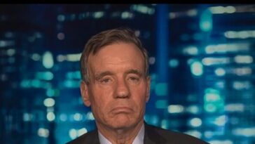 warner-on-iran:-‘this-war-is-a-disaster-on-every-front’