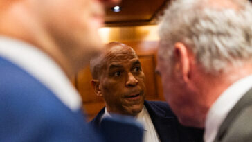 democrat-attorneys-general-and-paramount-team-to-fight-sen.-cory-booker’s-settlement-opposition