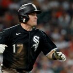 chicago-white-sox-stun-houston-astros-to-take-1-0-lead-in-american-league-wild-card-series
