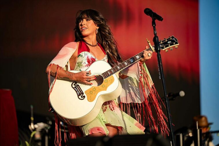‘choosin’-texas’-is-the-most-popular-song-in-america.-do-you-know-it?