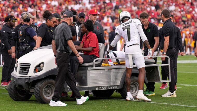 usc-radio-announcer’s-description-of-the-dante-moore-hit-is-one-of-the-most-embarrassing-things-ever