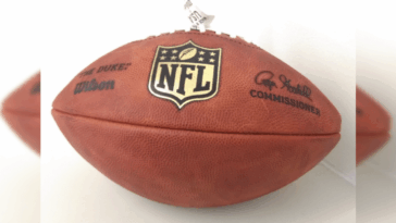 watch:-broncos-stars-team-up-to-give-‘all-glory-to-god’-on-live-tv-after-wild-comeback-win