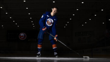 inside-what-makes-islanders-superstar-matthew-schaefer-one-of-the-best-skaters-in-the-world:-‘he’s-literally-flying’
