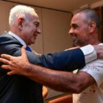 hero-reveals-to-netanyahu-how-he-went-from-choking-terrorist-to-flying-plane