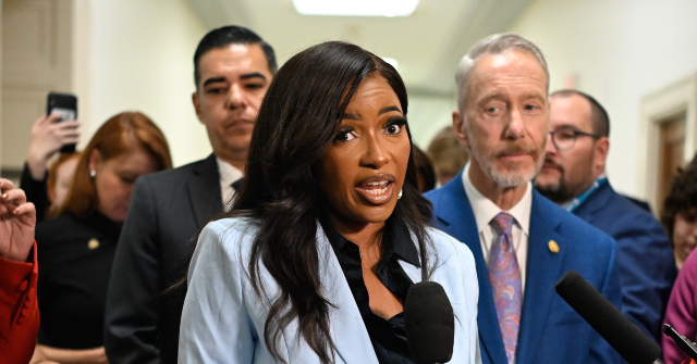 jasmine-crockett-says-she-won’t-address-anything-‘negative’-after-leaving-james-talarico-off-pac’s-endorsement-list