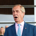 uk-police-officers-taught-that-farage-spreads-anti-muslim-hate