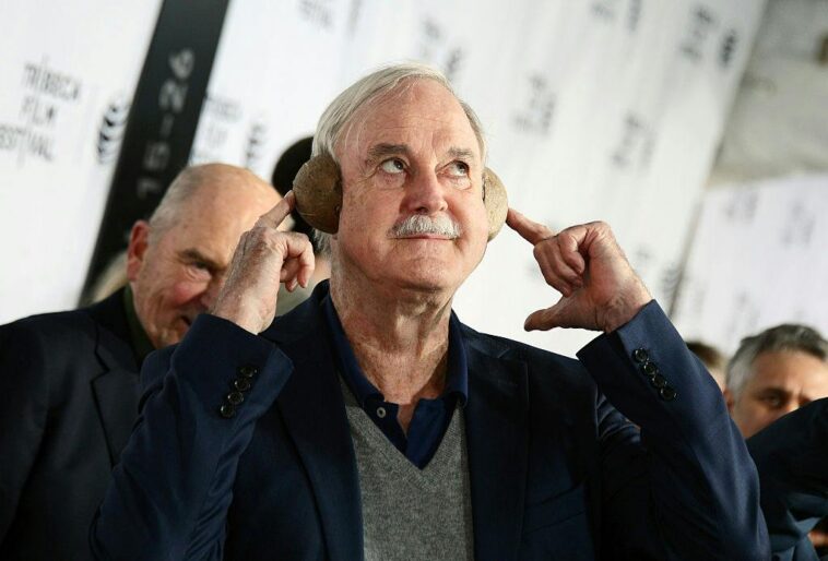 john-cleese’s-fight-against-the-humorless-uk.-thought-police