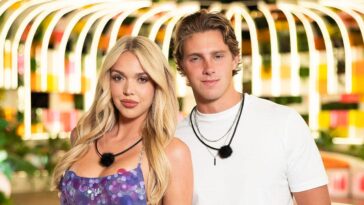 ‘love-island’-star-hit-chargers-training-camp-for-football-and-vibes,-left-with-players-in-her-dms