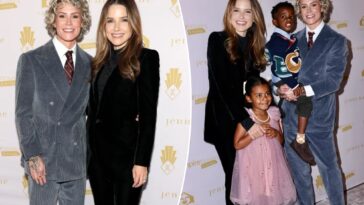 sophia-bush-secretly-married-ex-uswnt-star-ashlyn-harris-last-year:-‘pure-joy’