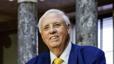 sen.-jim-justice,-citing-difficulties-for-ranchers,-says-‘maybe’-ice-is-‘doing-something-wrong-here-or-there’-and-needs-to-‘adjust’-tactics-in-rural-areas