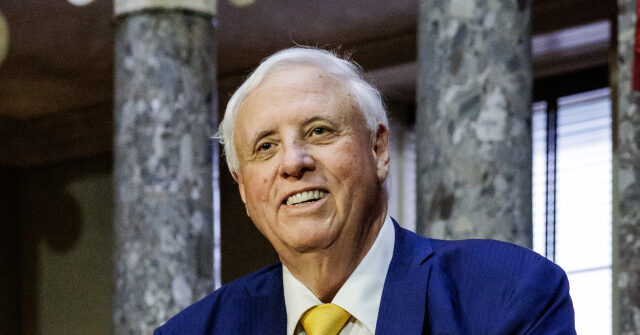 sen.-jim-justice,-citing-difficulties-for-ranchers,-says-‘maybe’-ice-is-‘doing-something-wrong-here-or-there’-and-needs-to-‘adjust’-tactics-in-rural-areas