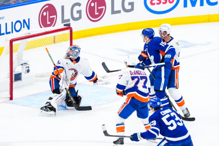 islanders’-defensive-issues-reinforced-in-season-opening-loss-to-maple-leafs