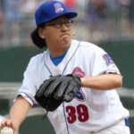 old-men-and-the-seams:-two-moguls-take-their-cuts-at-the-knuckleball