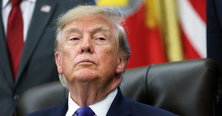 trump-blasts-fox-news-for-propping-up-dem-guests,-airing-out-their-talking-points-ahead-of-midterms