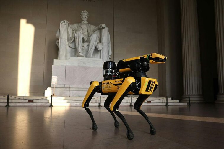 ice-unleashes-new-enforcement-tool:-robot-dogs
