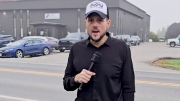 video-shows-maine-wire-reporter-nearly-being-run-over-by-car-after-confrontation