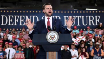 vance-backs-eliminating-‘completely-broken’-h-1b-program
