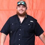 country-star-luke-combs-says-he’s-‘down-30-pounds’-during-elk-hunting-trip