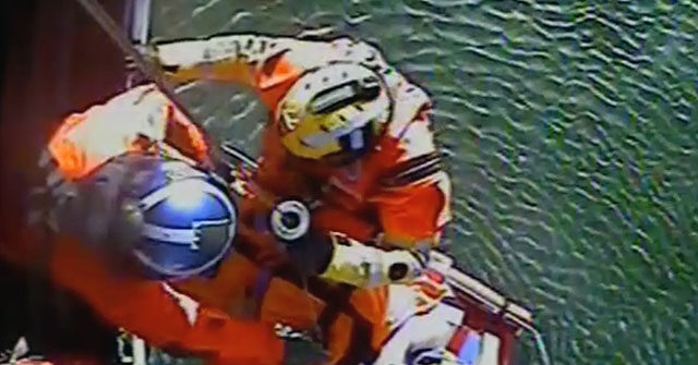 fisherman-trapped-under-huge-boulder-saved-after-getting-siri-to-call-911