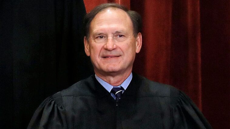 jonathan-turley:-justice-alito-blazes-the-ethical-path-the-supreme-court-should-take