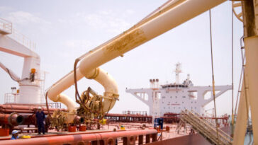 trump:-iran-‘ready-to-fold-up’-—-bessent:-regime-loaded-‘zero’-crude-oil-in-september