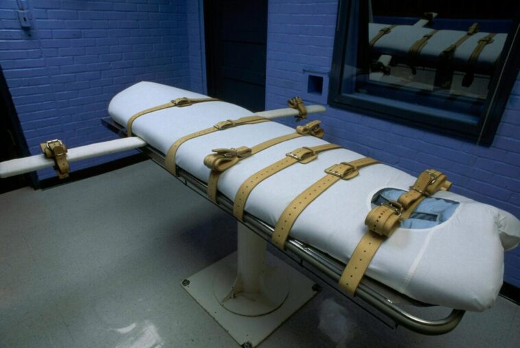 christa-pike’s-bizarre-behavior-during-failed-execution