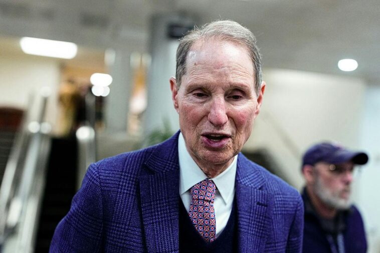 ron-wyden-wants-to-root-out-corruption-in-washington-he-can-start-in-his-house.