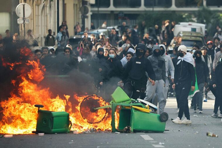 hundreds-of-schools-shut-down-as-students-riot