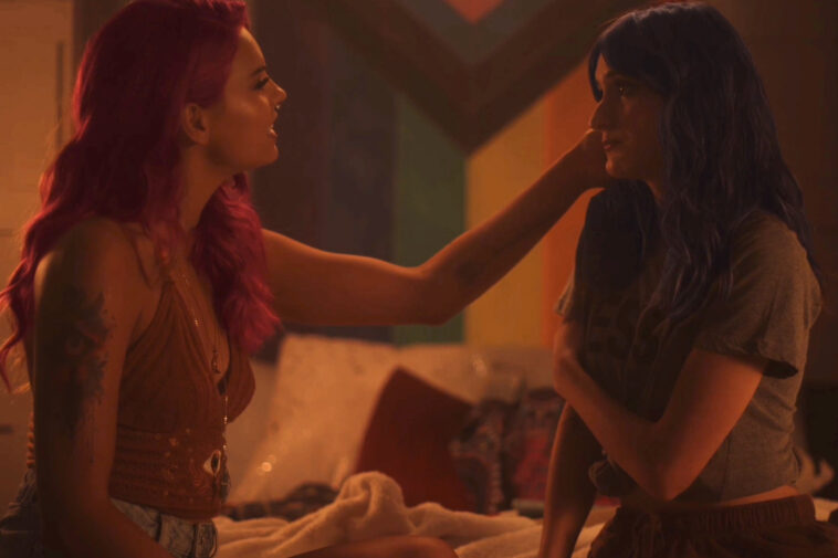 steve-hilton-drops-shock-new-ad-teasing-lesbian-encounter:-‘what-if-my-dad-finds-out?’