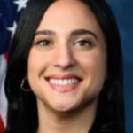 house-oversight-democrat-in-sexual-relationship-with-leftist-youtuber-tied-to-influencer-program-that-is-under-investigation-by-her-committee:-report