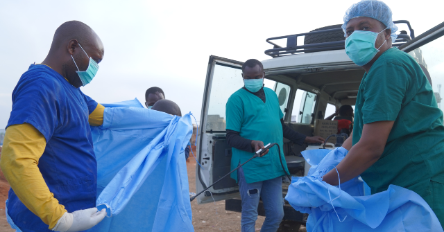 militia-violence-empties-19,000-person-camp-at-heart-of-ebola-outbreak-as-death-toll-rises
