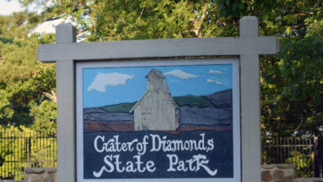 gem-hunter-finds-6-carat-natural-diamond-in-arkansas-park-that-could-be-worth-$1-million