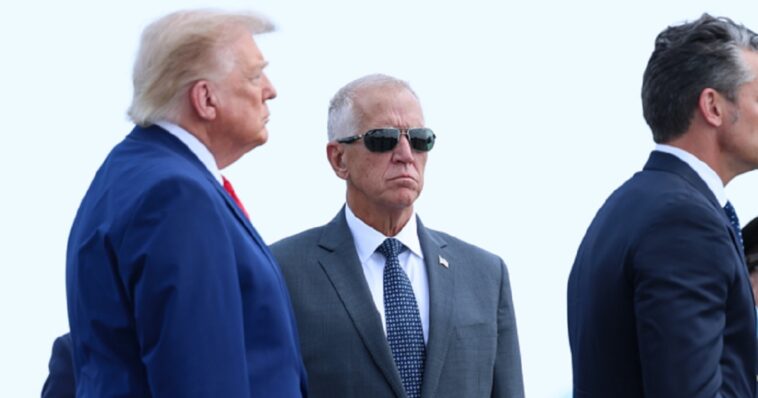 gop-senator’s-confrontational,-profanity-laced-text-messages-to-trump-revealed-in-new-book