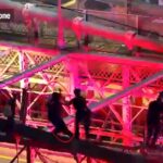 drone-footage-captures-moment-police-fatally-shoot-knife-wielding-nut-—-as-he-lunges-at-them-from-atop-the-brooklyn-bridge