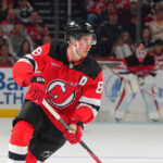 watch:-devils’-jack-hughes-not-a-fan-of-reporter’s-‘weird-joke’