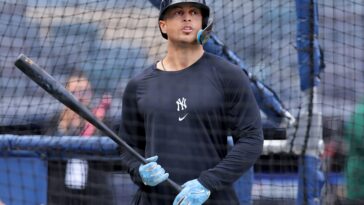 giancarlo-stanton-‘ready-to-go’-for-yankees-alds-after-wild-card-no-show