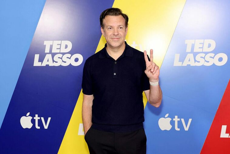why-ted-lasso-pulls-his-punches-on-women’s-sports