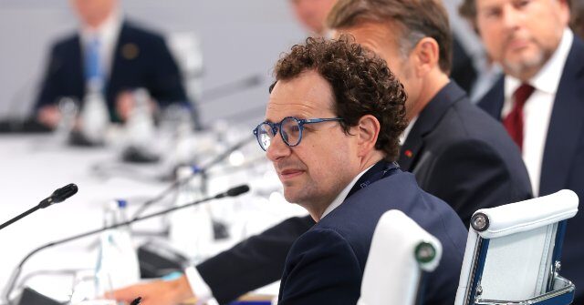 ‘godfather-of-ai’-yann-lecun-says-athropic’s-dario-amodei-is-‘completely-deluded’-over-doomsday-warnings