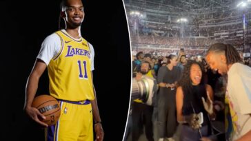 lakers’-ziaire-williams-proposes-to-girlfriend-at-sofi-stadium-during-bruno-mars-residency