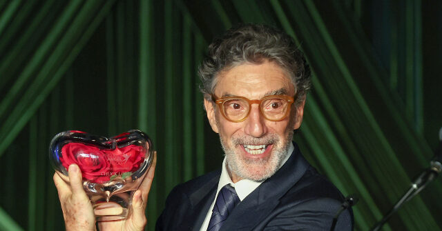 watch:-‘big-bang-theory’-creator-chuck-lorre-wishes-death-on-president-trump,-calls-first-lady-melania-a-‘yugoslavian-escort’