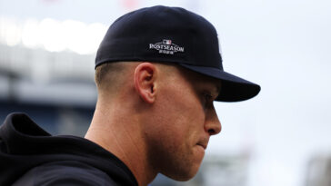 yankees-make-2026-alds-roster-decision-on-aaron-judge