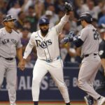 yankees-lose-alds-game-1-to-rays-as-austin-wells-is-thrown-out-at-third-after-breaking-up-no-hitter