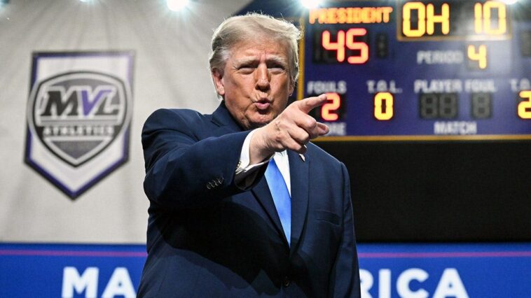 trump-touts-‘golden-age’-at-ohio-rally,-urges-voters-to-deliver-gop-midterm-wins