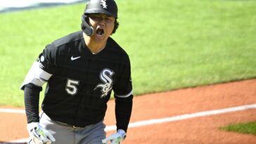 white-sox-star-munetaka-murakami-admits-he-had-‘dirty’-thought-after-homering-in-alds-against-rival-guardians