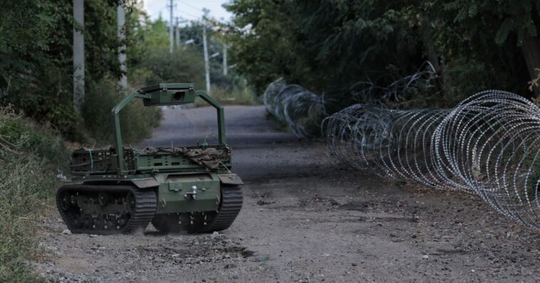 ukraine-annihilates-3,000-enemy-troops-by-dropping-killer-robots-behind-russian-lines,-makes-world-history